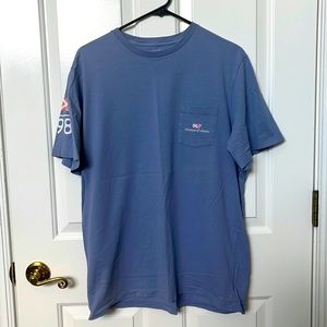 Vintage Vineyard vines “every day should feel this good” shirt